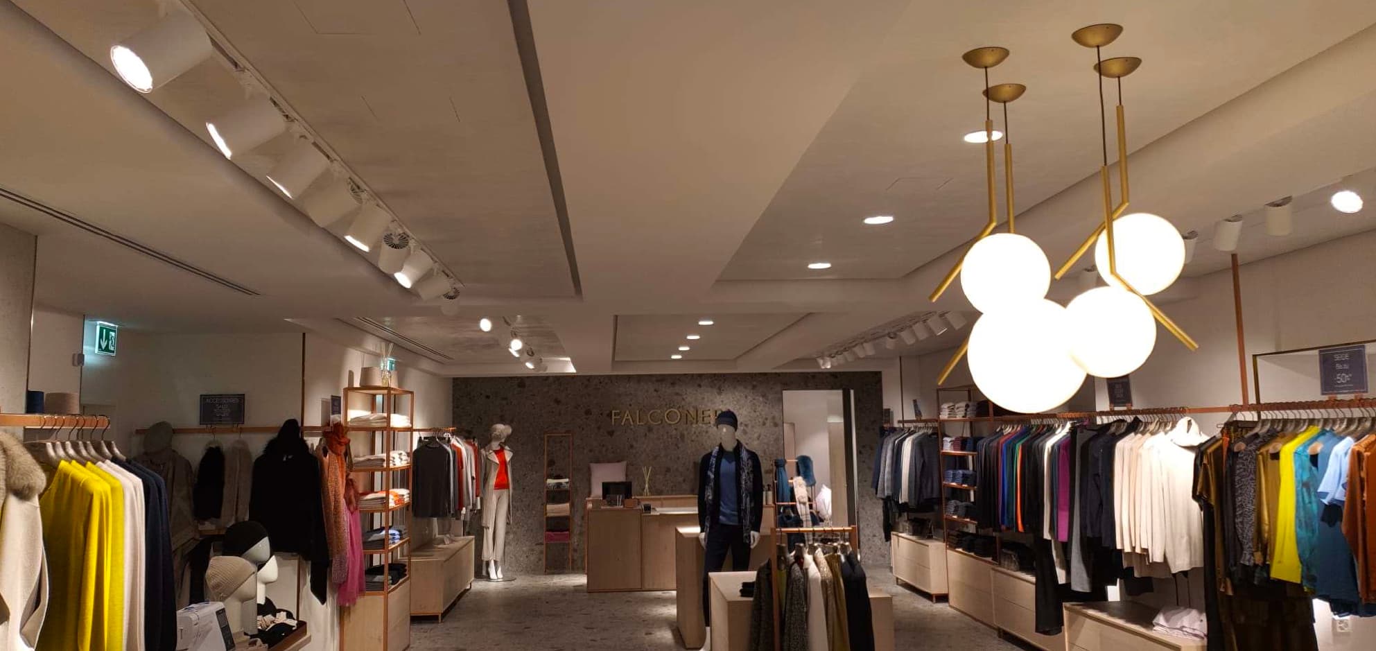 Impianto Calzedonia · Intimissimi · Falconeri, foto 4